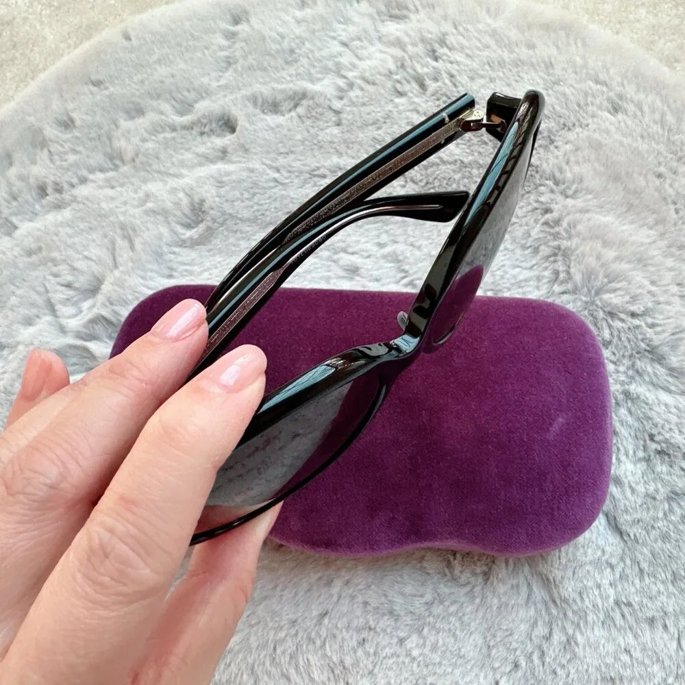 Authentic Gucci Black Oversized Frame Sunglasses - Picture 3 of 9
